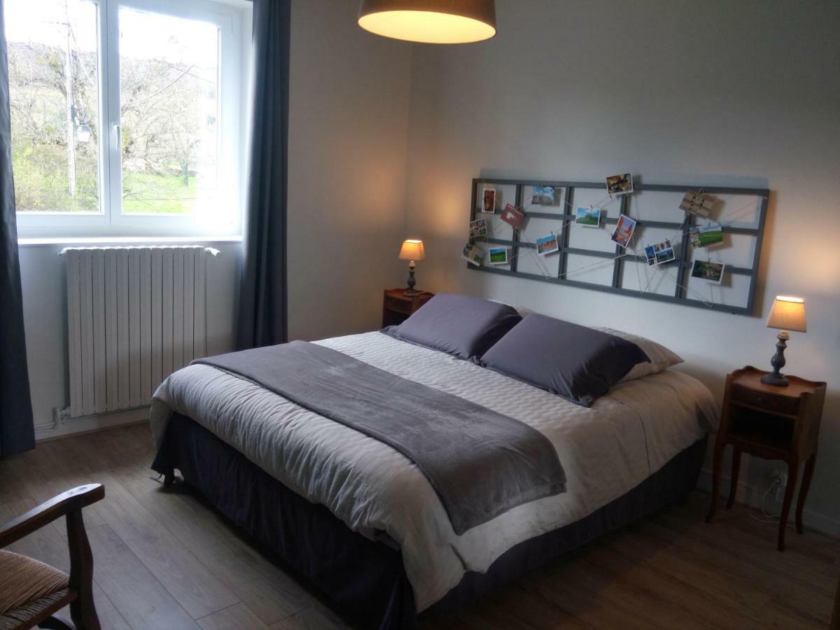 Le Pain Perdu Hotel Saint-Gengoux-de-Scissé Kültér fotó
